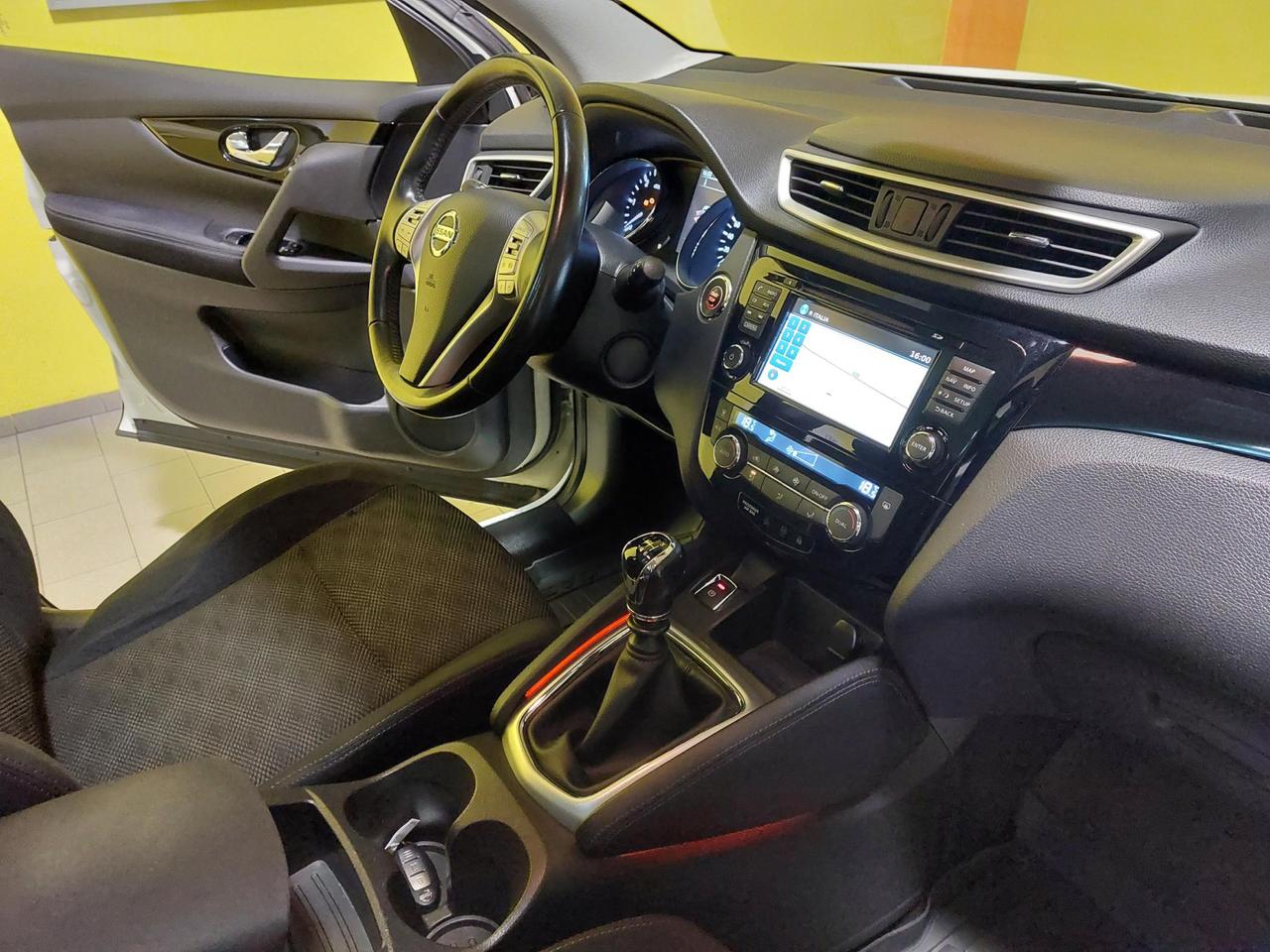 Nissan Qashqai 1.5 DCI TEKNA 110CV E6