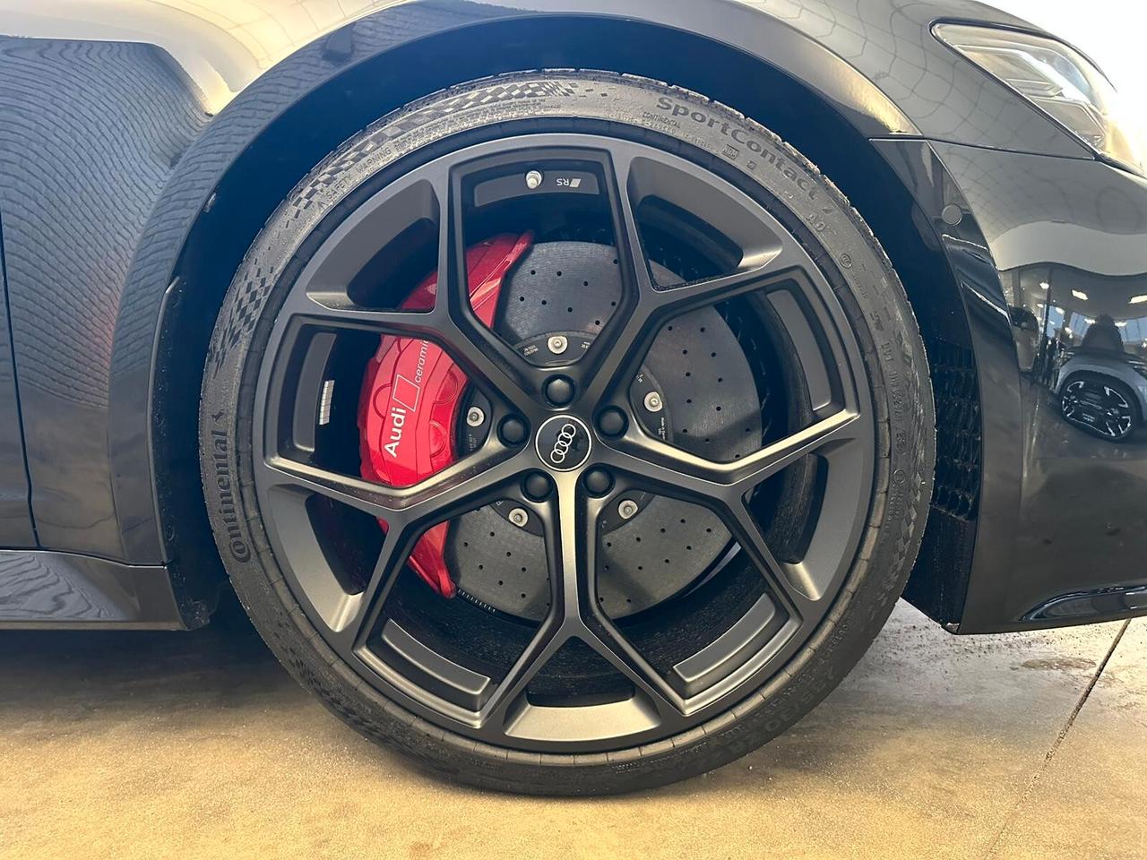 Audi RS6 RS 6 Avant 4.0 TFSI V8 quattro tiptronic Performance