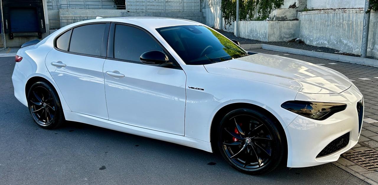 Alfa Romeo Giulia 2.2 D q2 VELOCE 180 CV AT8