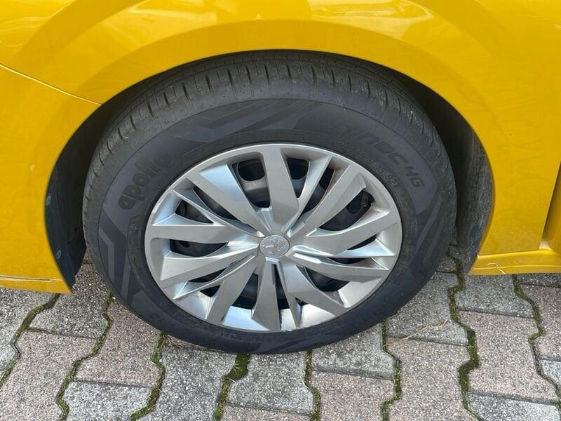 Peugeot 208 Active Pack PureTech 75 S/S