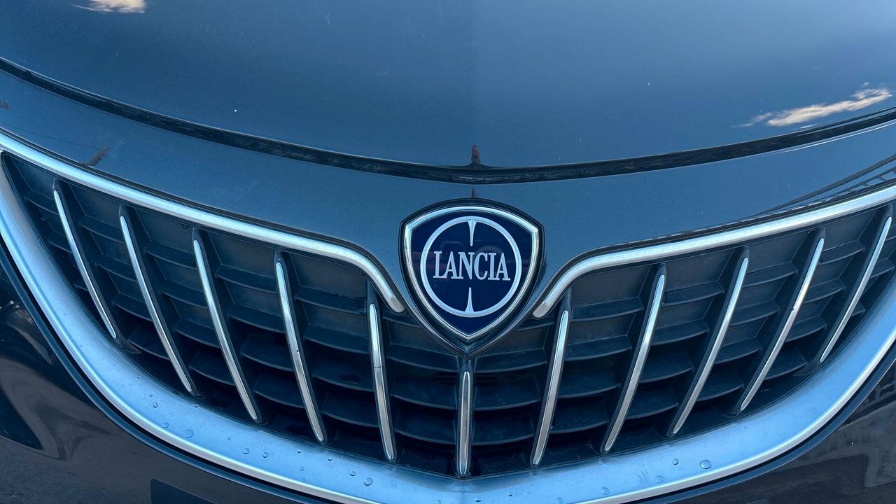 Lancia Ypsilon 1.0 FireFly 5 porte S&S Hybrid Gold Plus