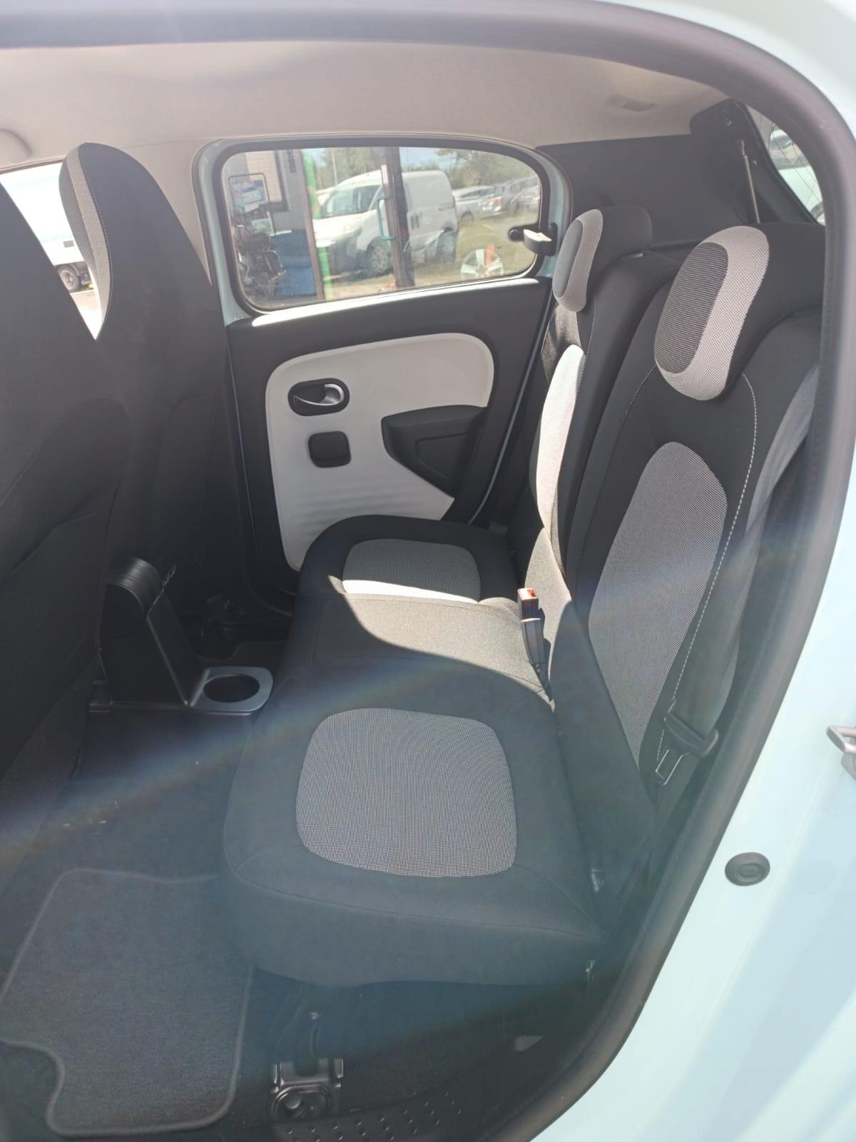 Renault Twingo SCe 65 CV Intens 1.0