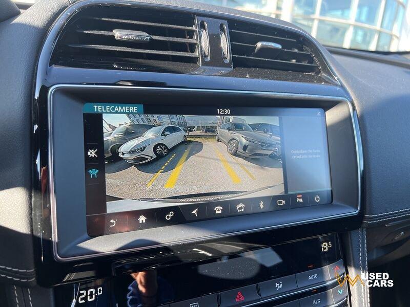 Jaguar F-Pace 2.0 D 180 CV AWD aut. R-Sport