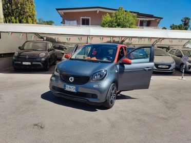 Smart ForFour 70 1.0 twinamic Safetown Silver