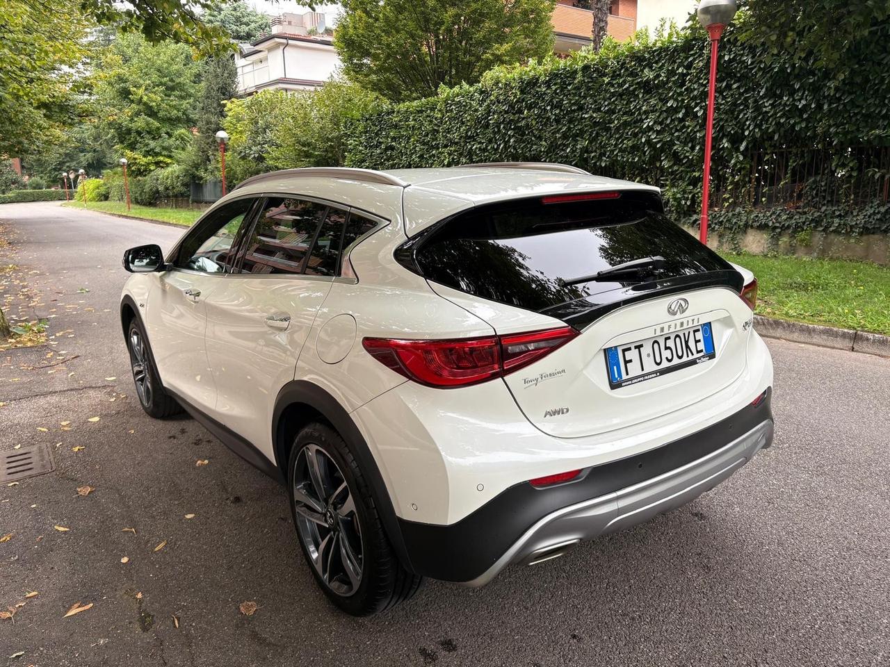 Infiniti QX30 2.0 turbo DCT AWD Luxe Tech