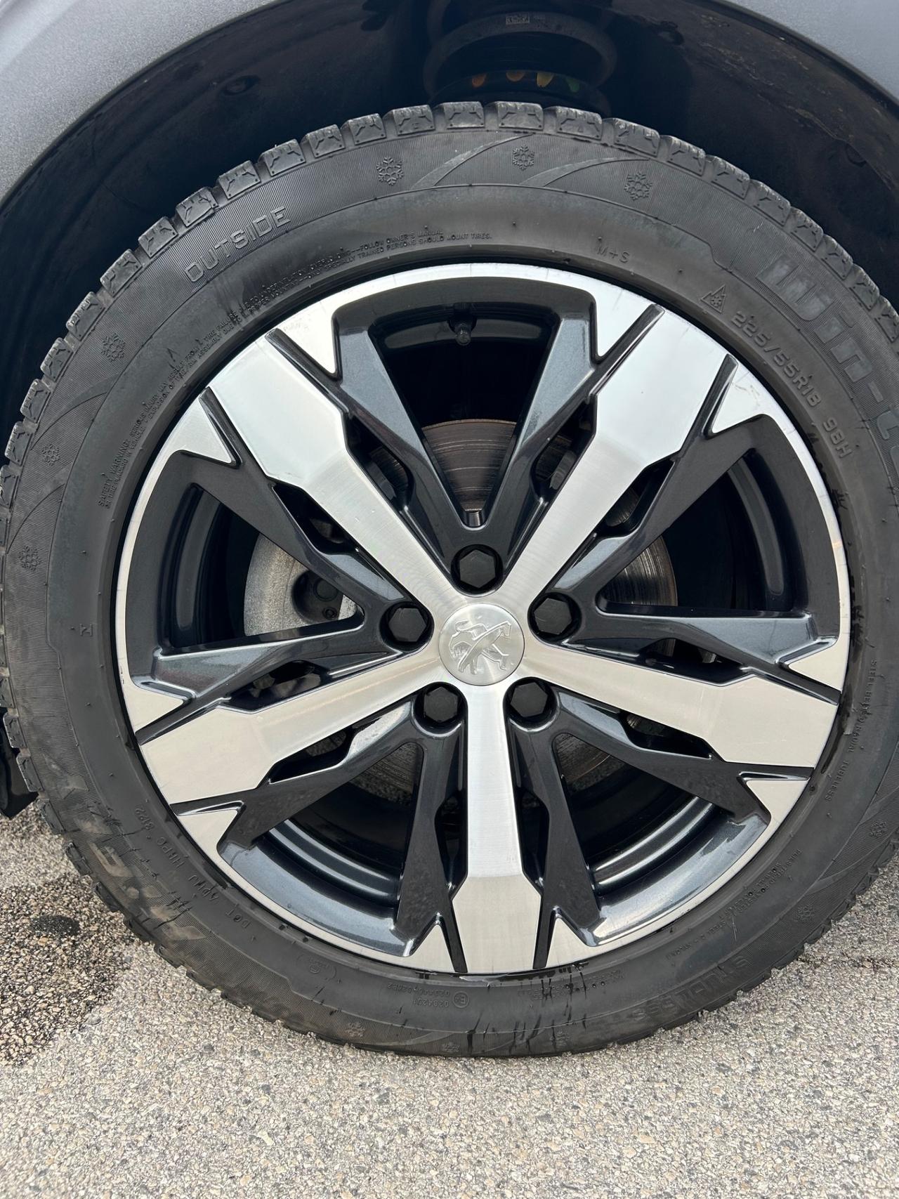 Peugeot 3008 BlueHDi 130 EAT8 Allure Pack