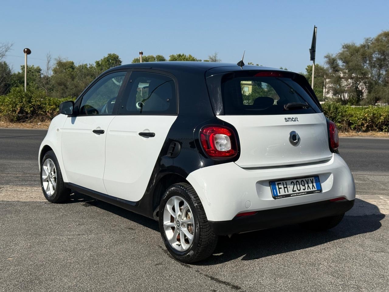 Smart ForFour 70 1.0 twinamic Youngster