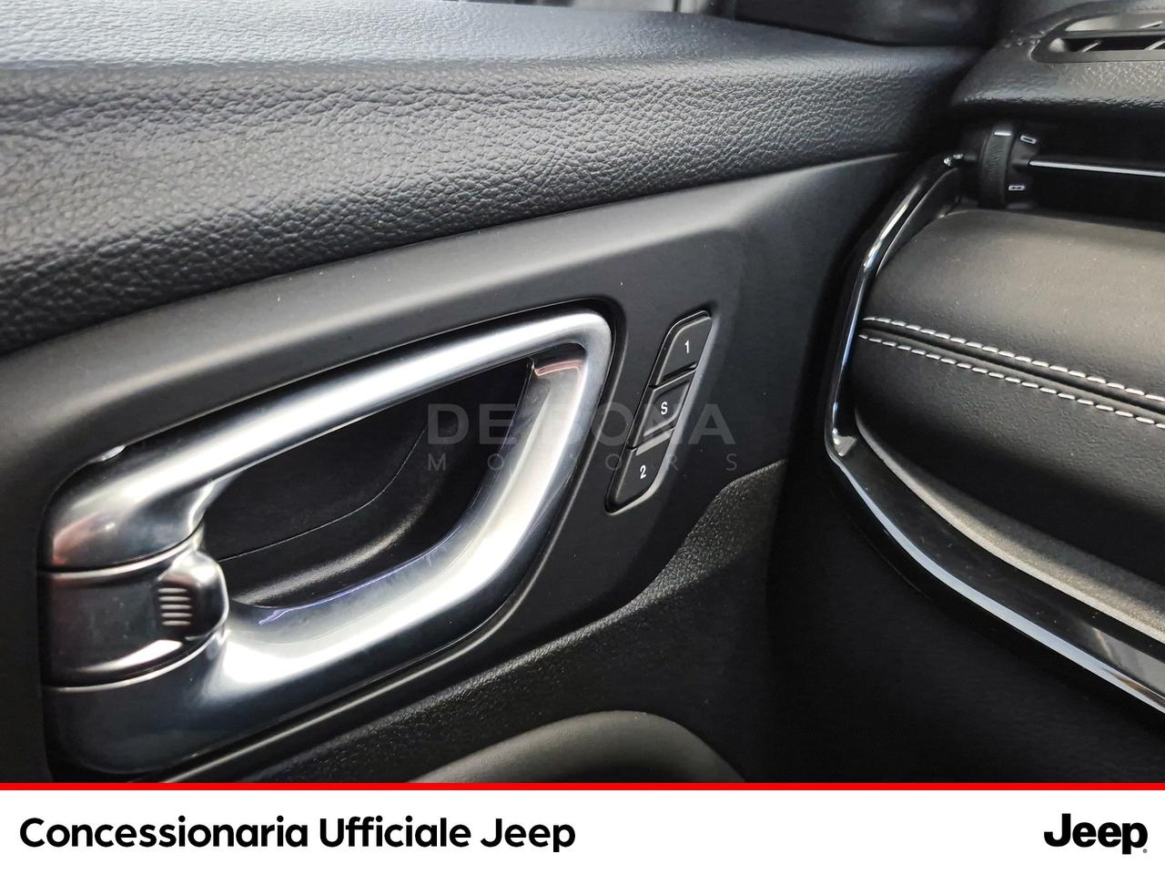 Jeep Compass 1.5 turbo t4 mhev summit 2wd 130cv dct