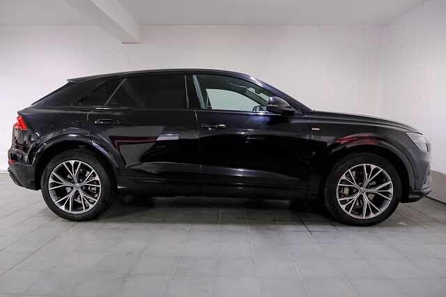 Audi Q8 50 TDI 286 CV quattro tiptronic Sport