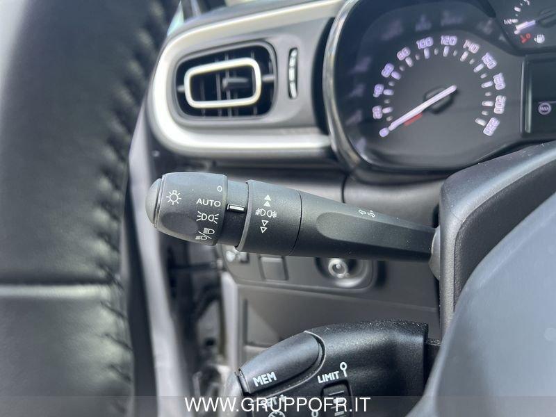 Citroën C3 3ª serie PureTech 110 S&S EAT6 Shine