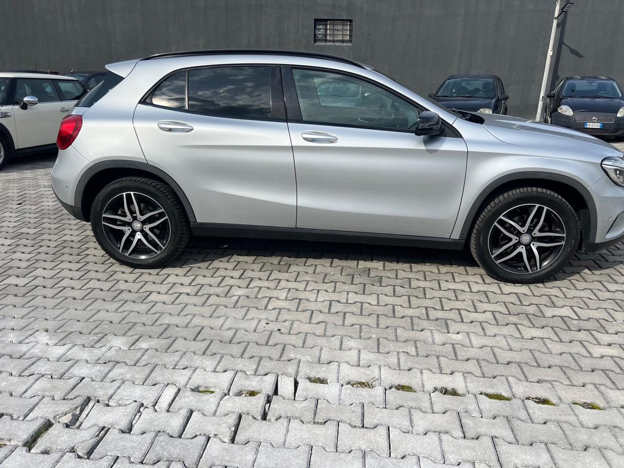 Mercedes-benz GLA 200 GLA 200 d Automatic 4Matic Premium