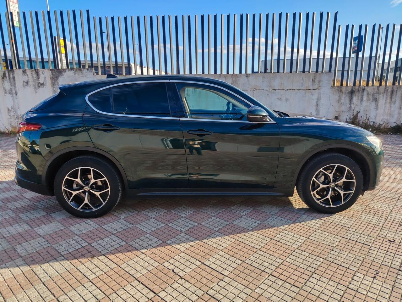 Alfa Romeo Stelvio 2.2 Turbodiesel 210 CV AT8 Q4 Executive