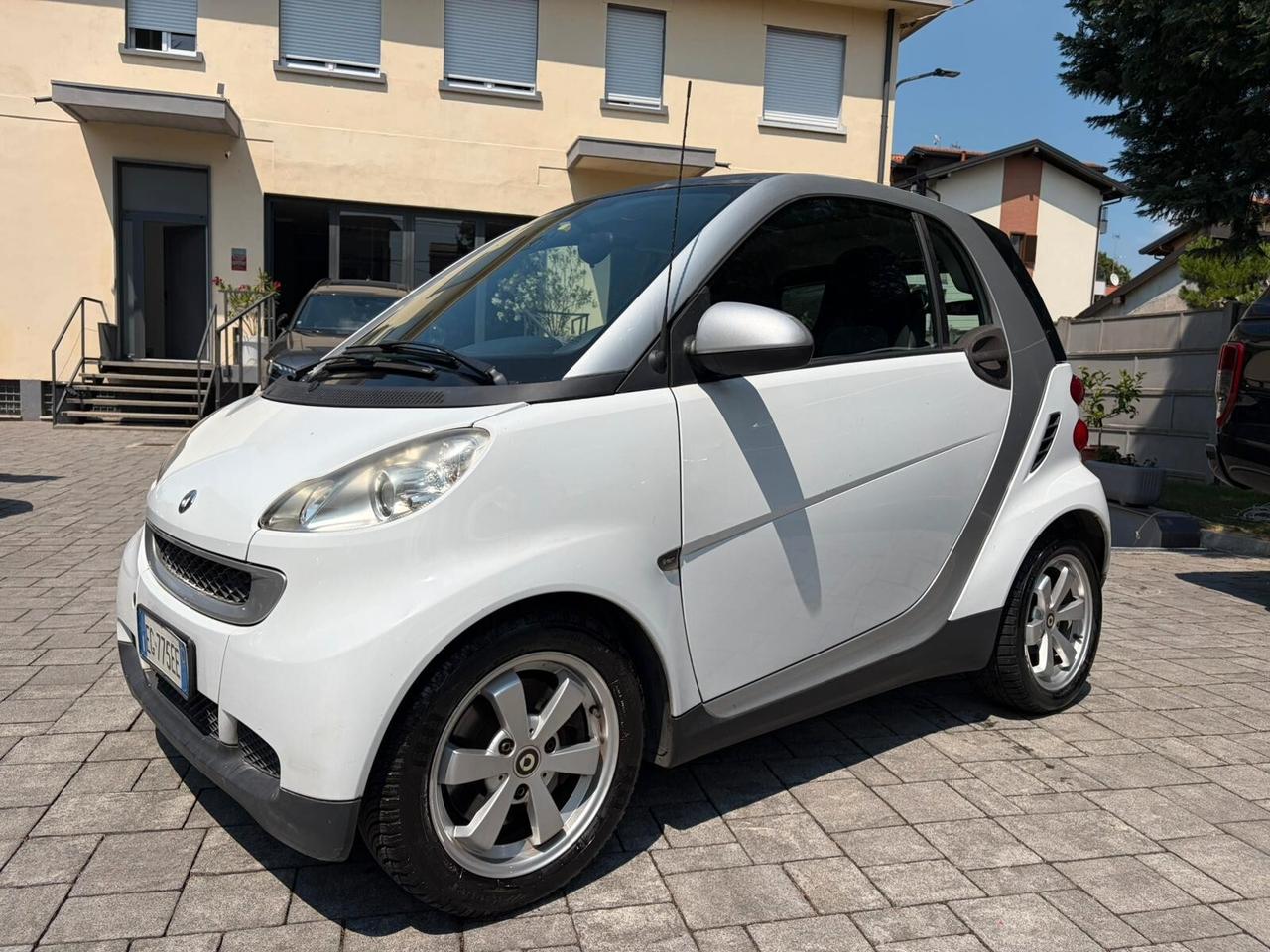 Smart ForTwo 1000 52 kW coupé pulse NEOPATENTATI