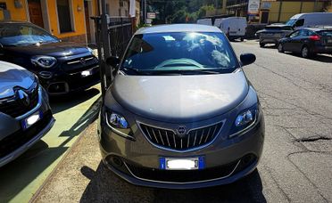 Lancia Ypsilon 1.0 Hybrid Silver - 12/2022