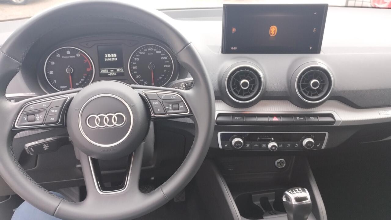 Audi Q2 30 TFSI Business