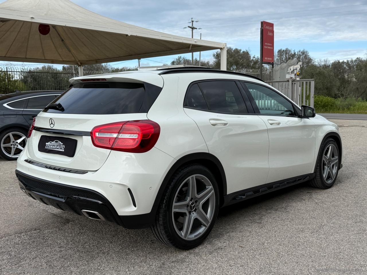 MERCEDES-BENZ GLA 220 CDI Automatic 4Matic Premium NIGHT EDITION