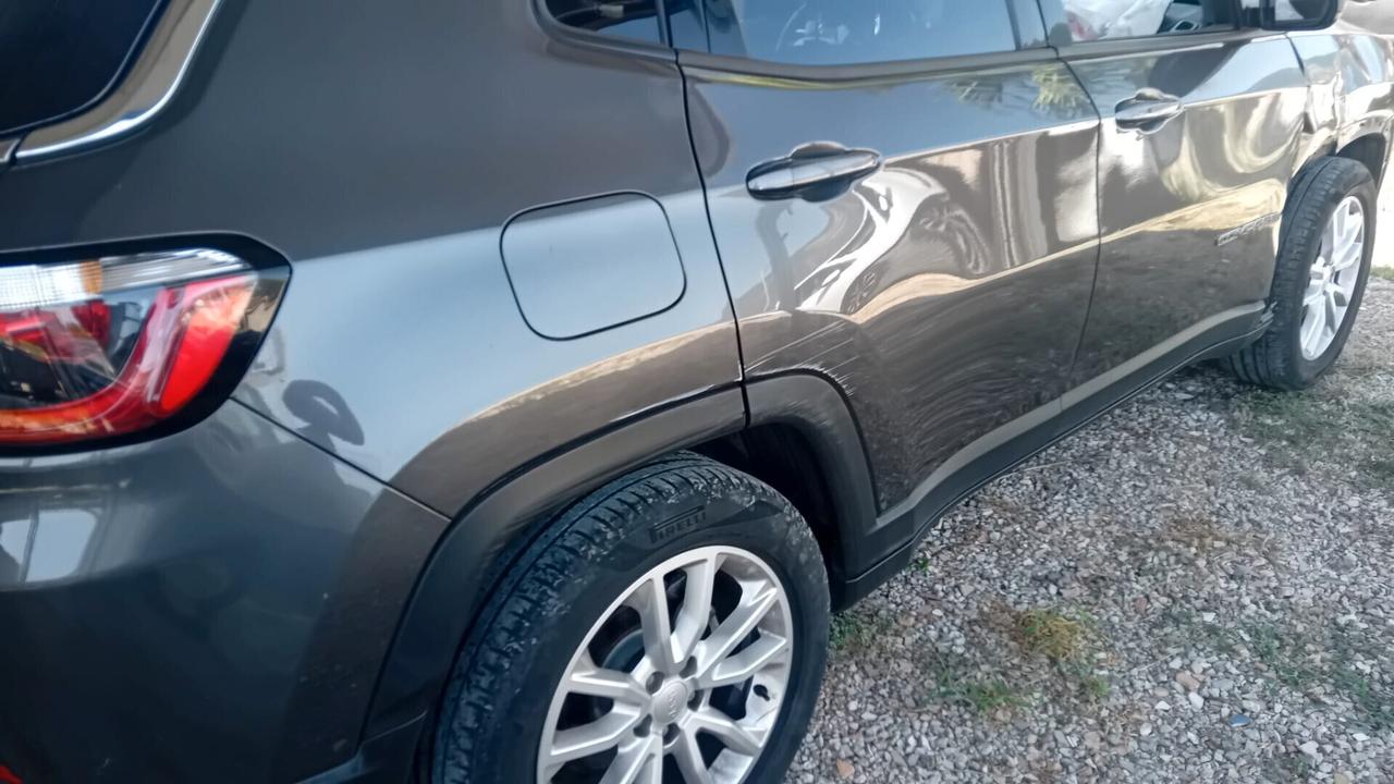 Jeep Compass 1.3 Turbo T4 2WD Limited POCO SINISTRATO