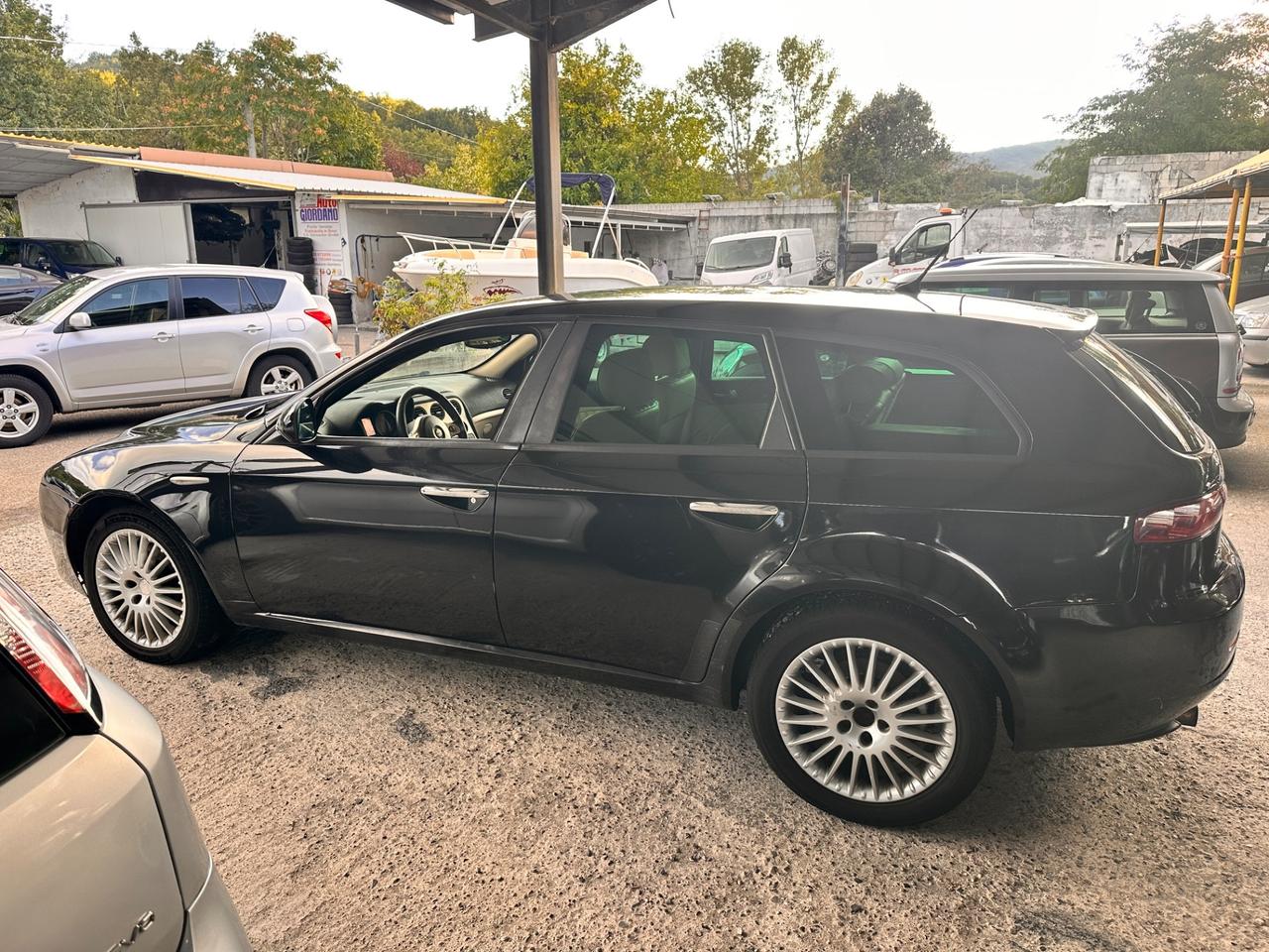 Alfa Romeo 159 1.9 JTDm Sportwagon Distinctive