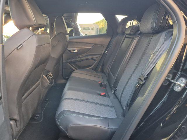 PEUGEOT 3008 Hybrid 136 e-DCS 6 Allure Pack