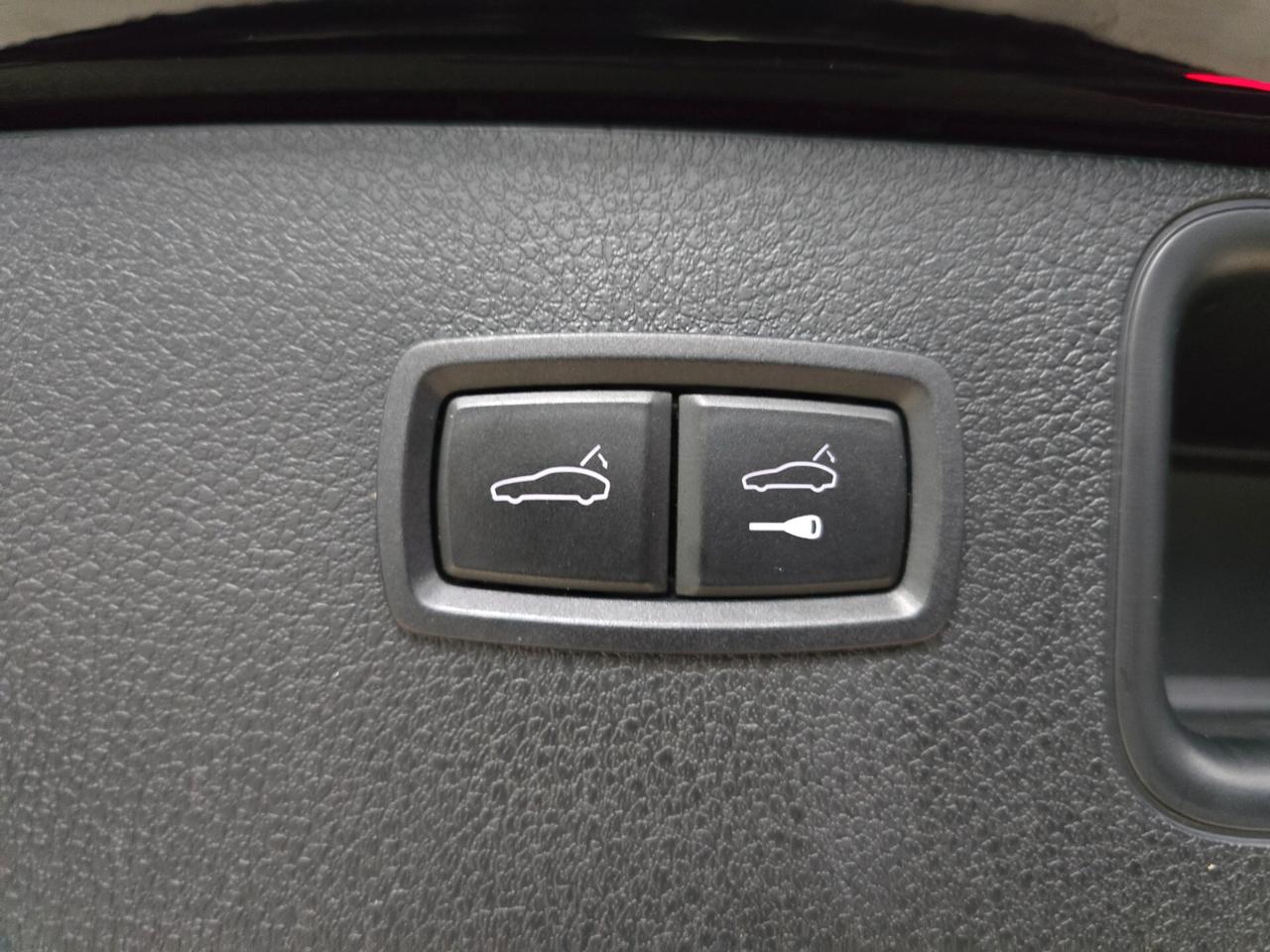 Porsche Macan 2.0 (Tetto)