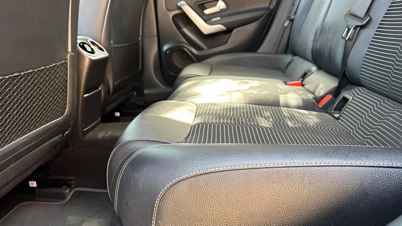 Mercedes-benz A 180 d Automatic Executive AMG 2018 PERFETTA leggi testo