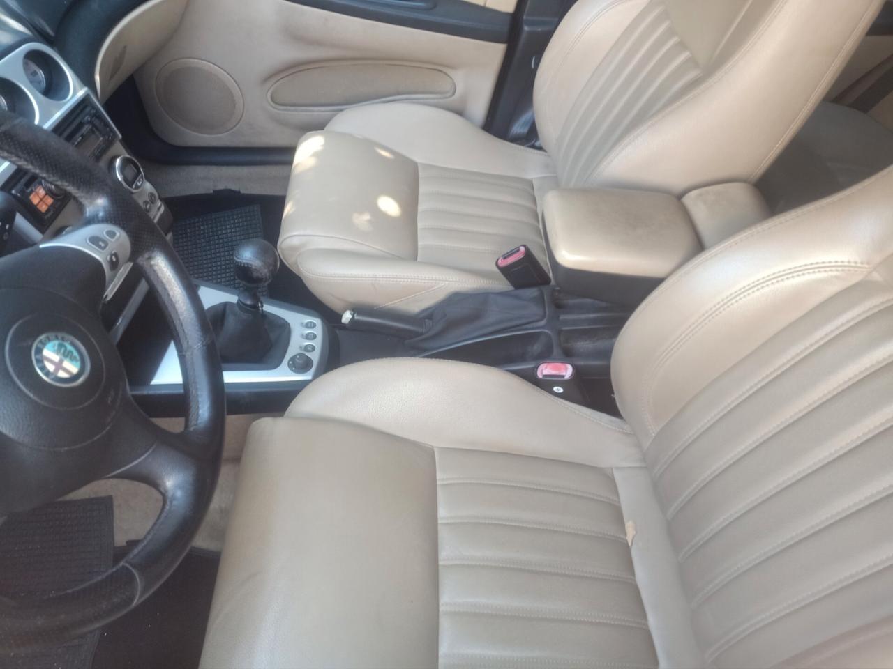 Alfa Romeo 156 1.9 JTD 16V Crosswagon Q4 Distinctive