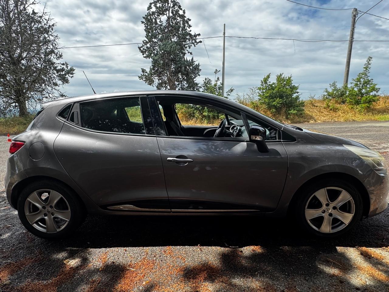 Renault Clio 1.2 75CV 5 porte Live