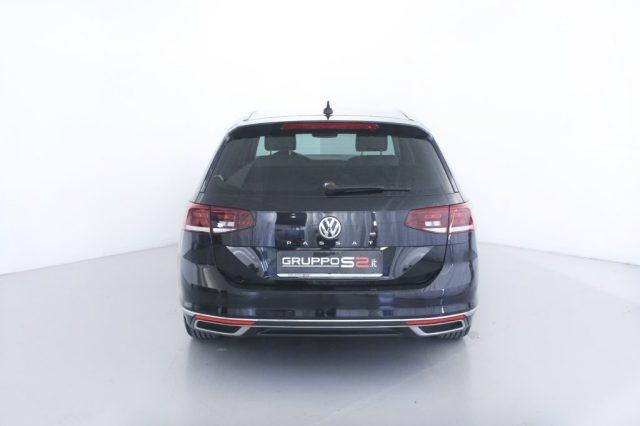 VOLKSWAGEN Passat Variant 2.0 TDI SCR EVO DSG Executive