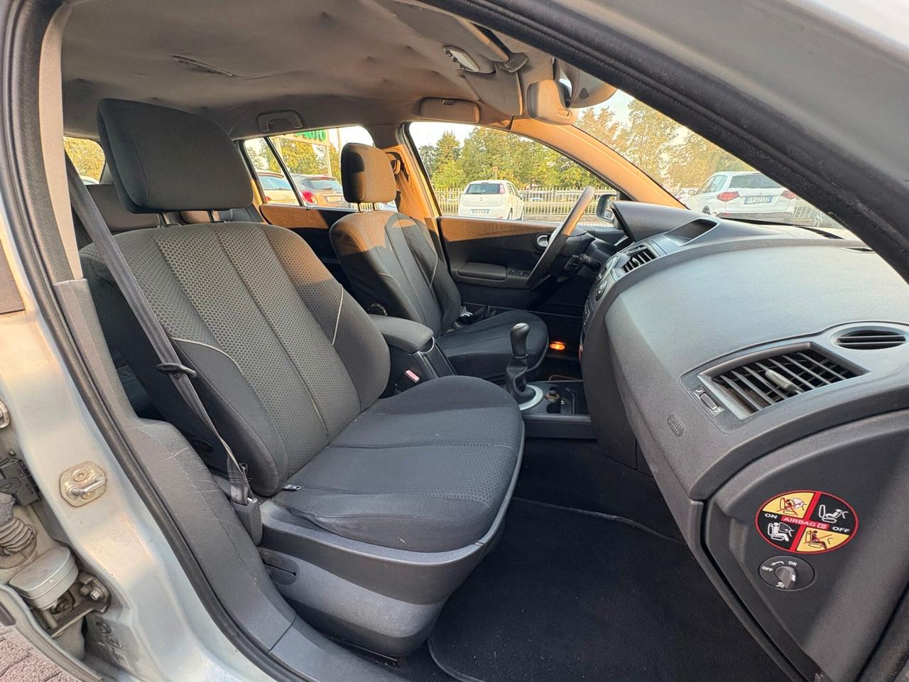 Renault Megane 1.5 DCI SI A NEOPATENTATI