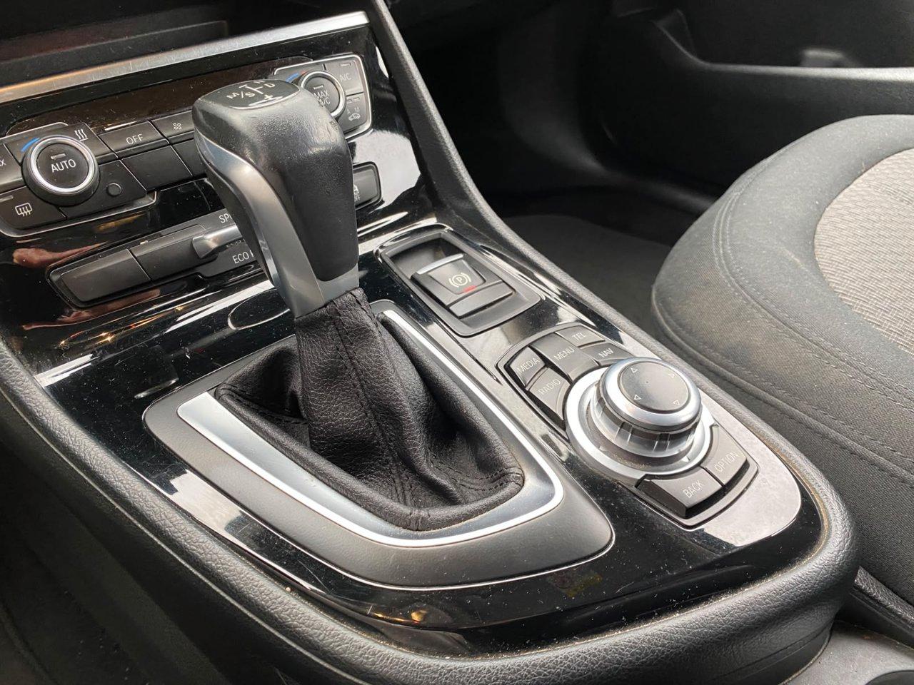 BMW 218 d Active Tourer auto