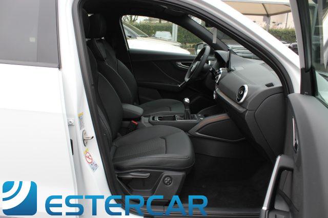 AUDI Q2 30 TDI Identity Black S LINE