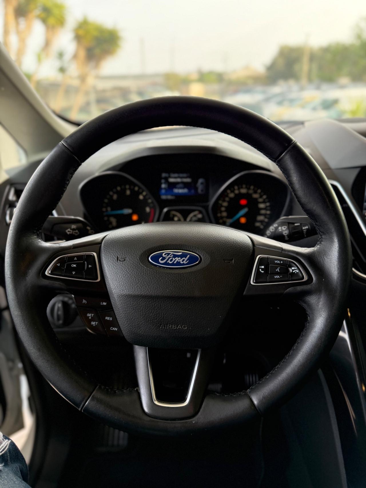 Ford C-Max 1.5 TDCi 120CV Titanium FULL