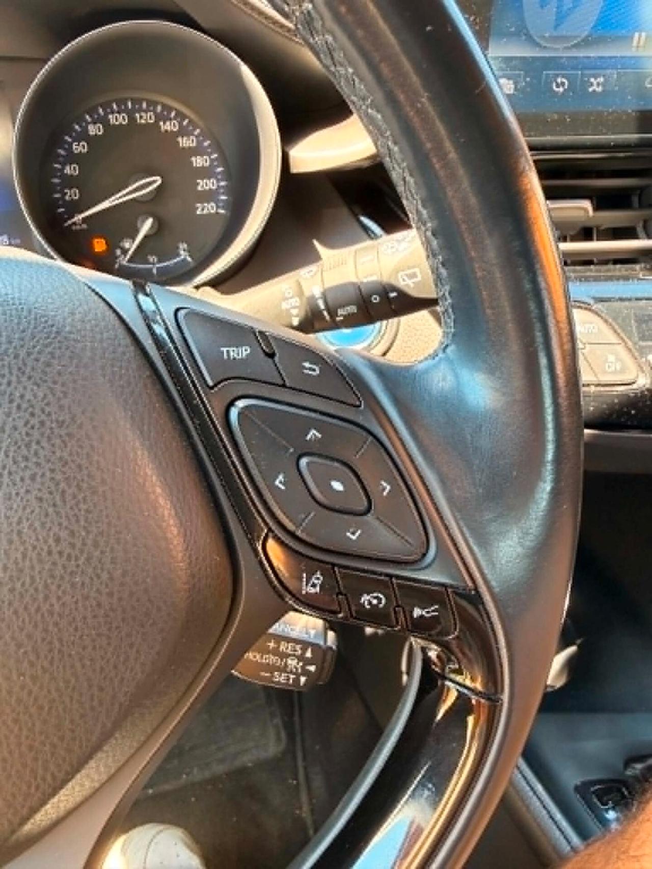 Toyota C-HR 1.8 Benz/Ibrida OK Neopatentato