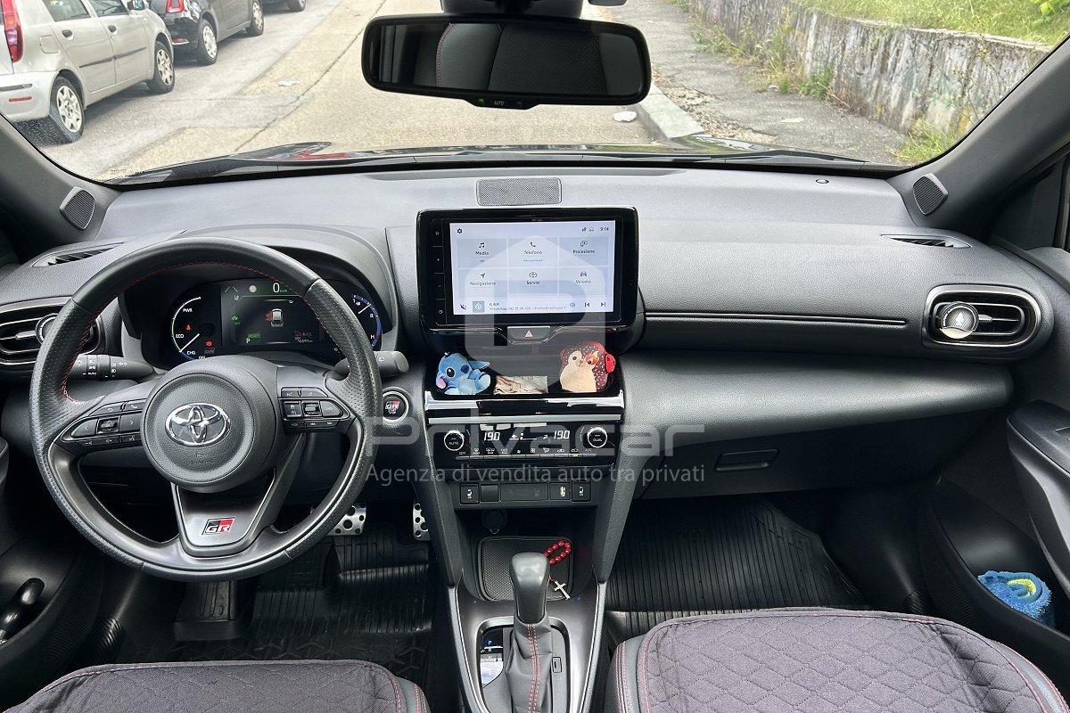 TOYOTA Yaris Cross 1.5 Hybrid 5p. E-CVT GR SPORT Black Sky
