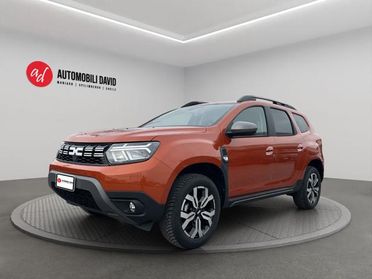 DACIA Duster 1.0 TCe GPL Prestige + GANCIO TRAINO +4 GOMME
