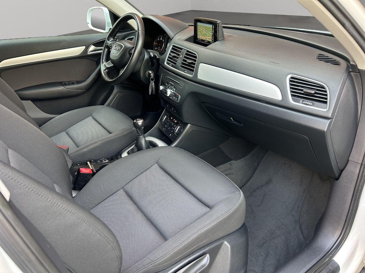 AUDI - Q3 - 2.0 TDI 120 CV Sport NAVI