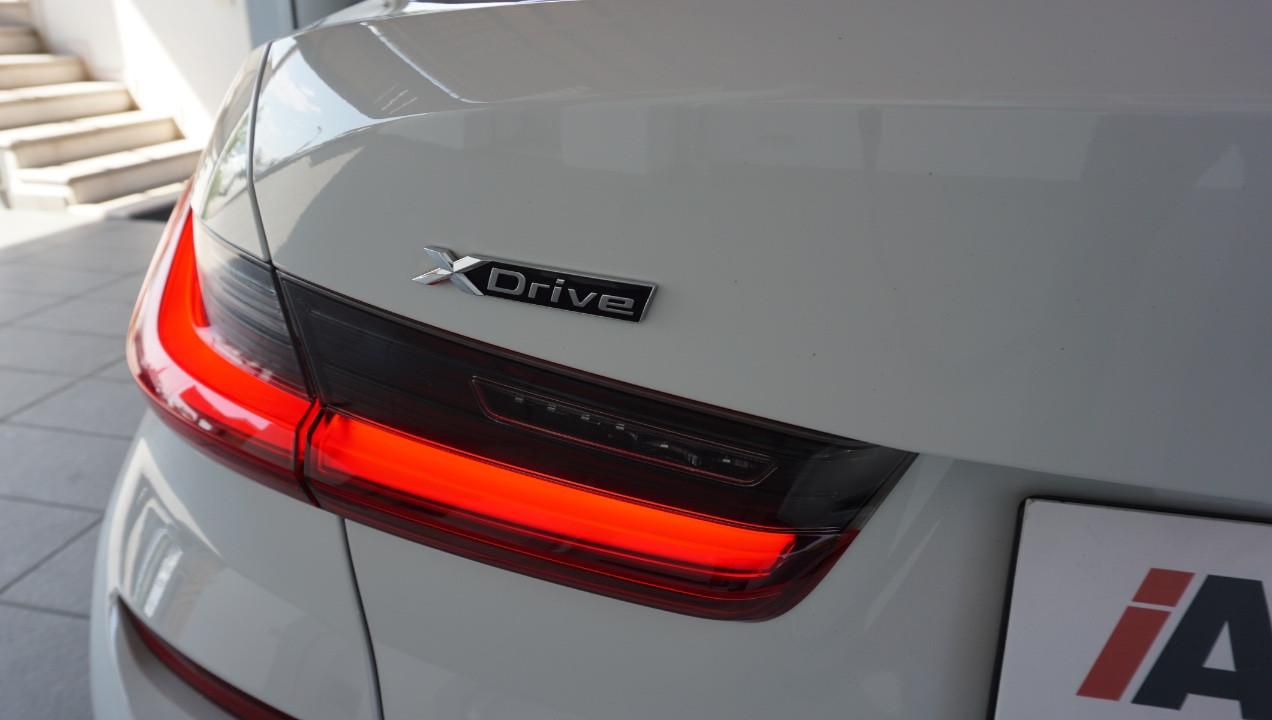 BMW 320 d mhev 48V xdrive Msport auto
