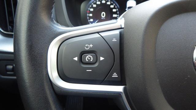 VOLVO XC60 D4 AWD Geartronic Inscription