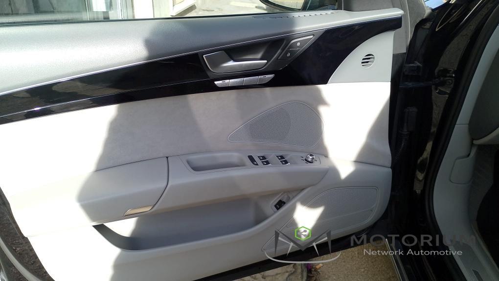 Audi A8 3.0 TDI 250 CV clean diesel quattro tiptronic