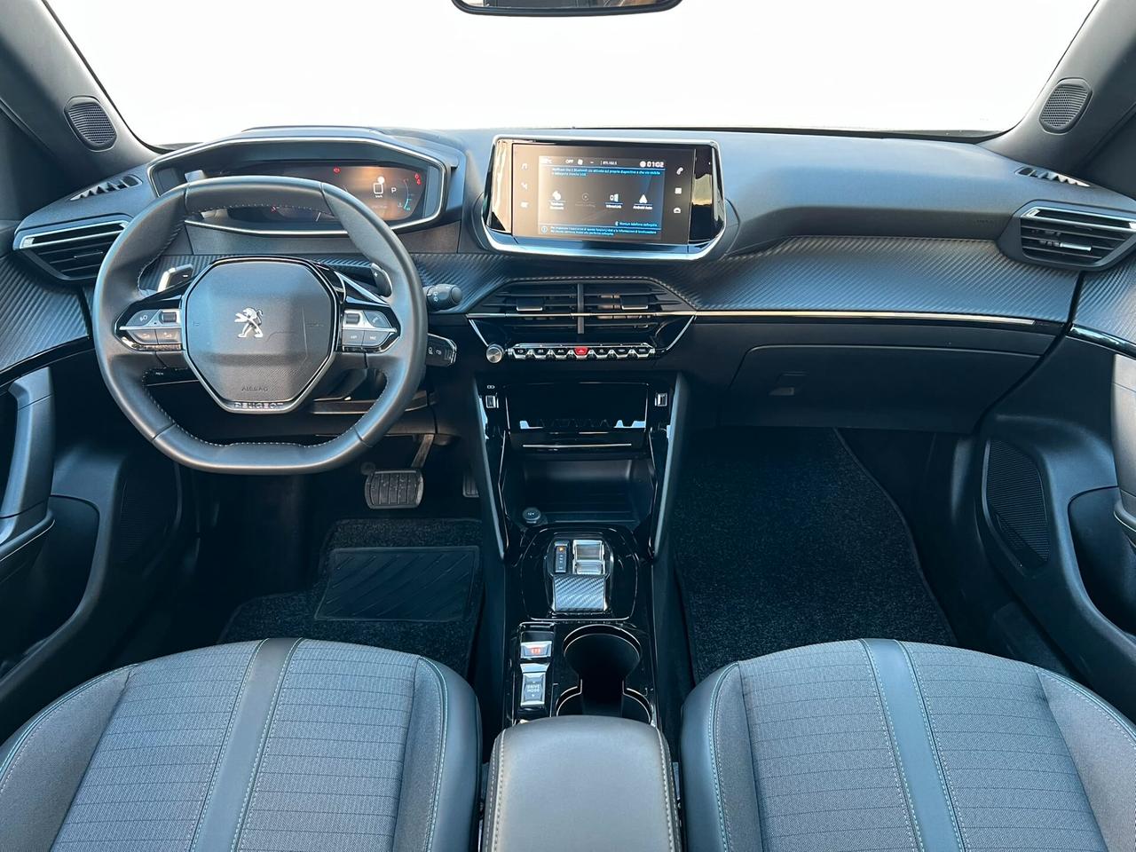 PEUGEOT 2008 1.2 PureTech 130CV 2023!!! ALLURE!!!