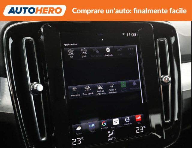 VOLVO XC40 T2 Momentum Pro