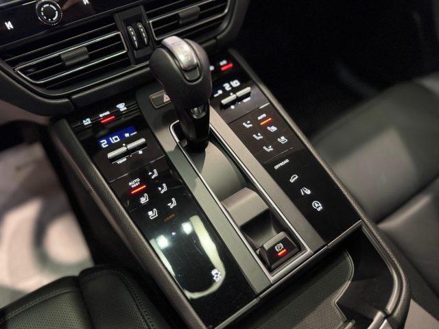 PORSCHE Macan 2.0 265 CV *RADAR*21*SPORT CHRONO*UNIPROP*