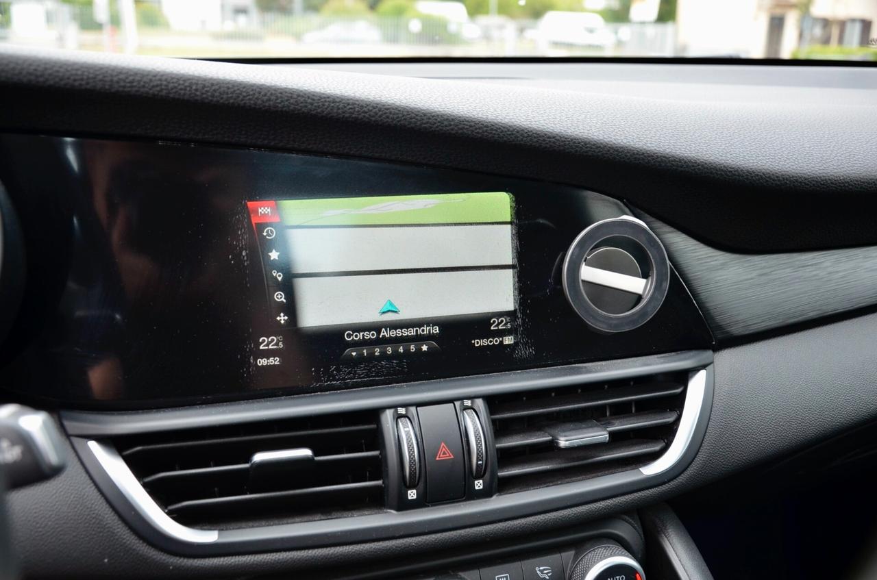 ALFA ROMEO GIULIA 2.2 BUSINESS 150cv AUTO, UFF ITALIANA, EURO 6B, NAVI, 18", PERMUTE