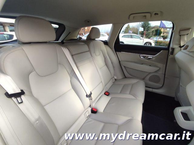 VOLVO V90 Cross Country D4 AWD Geartronic Business Pro