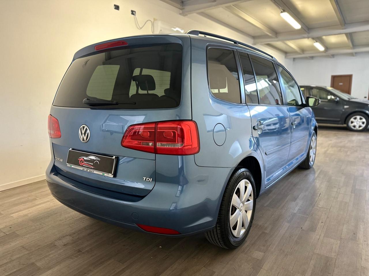 Volkswagen Touran Business 1.6 TDI DSG Comfortline