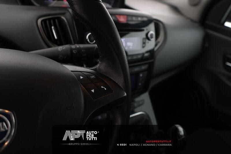 Lancia Ypsilon Ypsilon 0.9 t.air Gold s&s 85cv