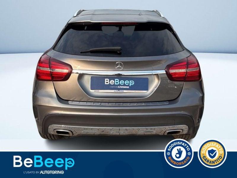 Mercedes-Benz GLA 200 D PREMIUM AUTO