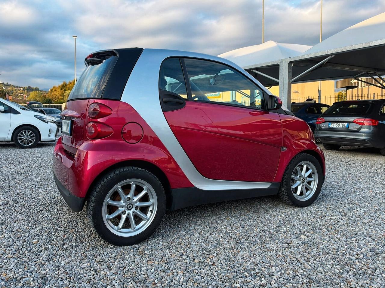 Smart ForTwo 1000 52 kW coupé OK NEOPATENTATI