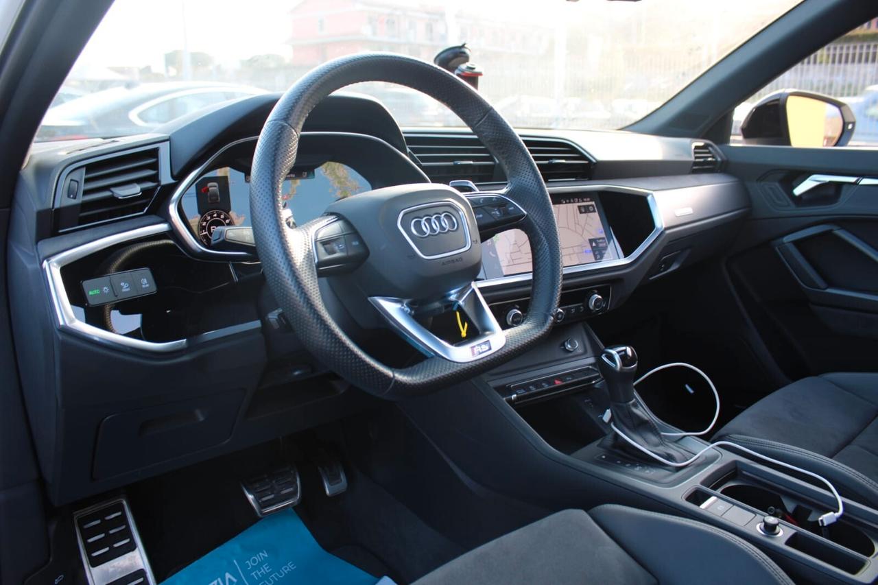 Audi Q3 RS Q3 SPB quattro S tronic