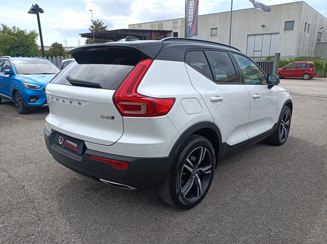 Volvo XC40 D4 AWD Geartronic R-design